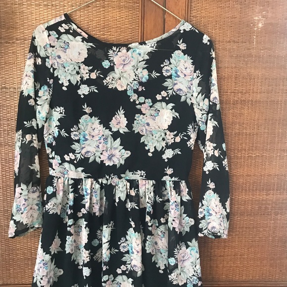 TOBI black floral peppermint dress — XS - Picture 2 of 6